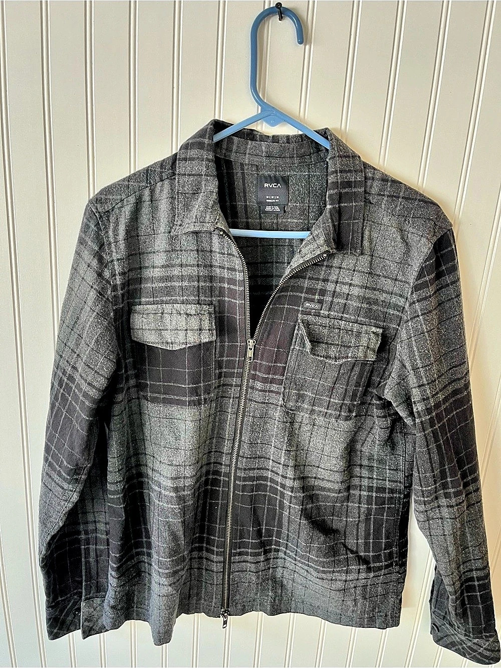 RVCA Plaid Zip Jacket in Gray & Black Size Medium Like New